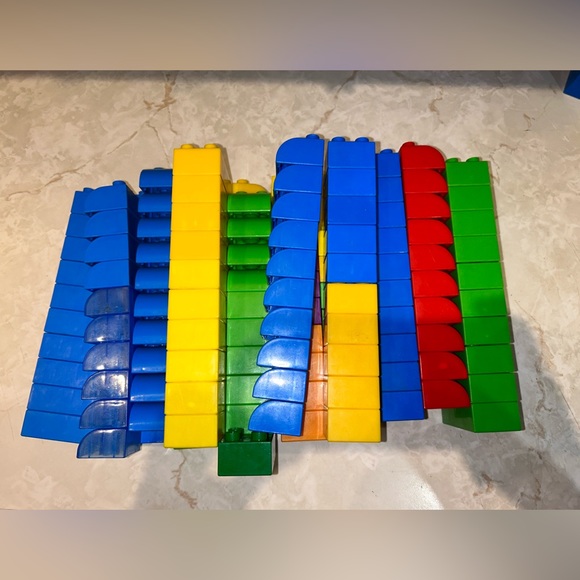 Mega Bloks creativity Building box around 300 Piece - Picture 9 of 15